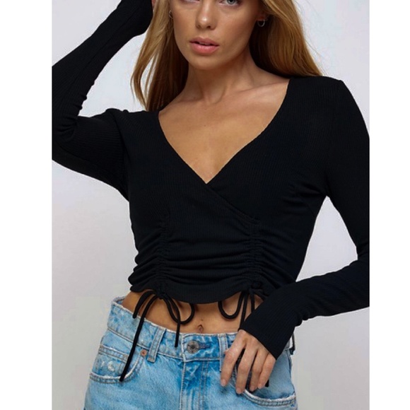 For the Girls Ribbed Long Sleeve Crop Black - Picture 3 of 4